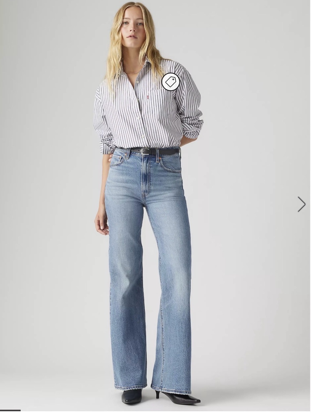 Levi's med wash Blue Rib cageWide Leg Jeans Size 28–